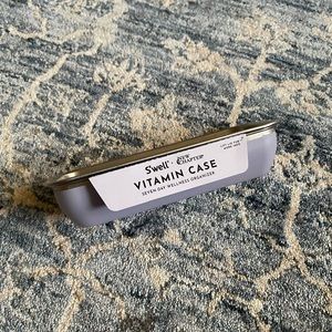 Swell x New Chapter | Vitamin Case
